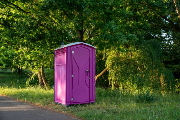 Best Luxury portable toilet rental  in Suquamish, WA